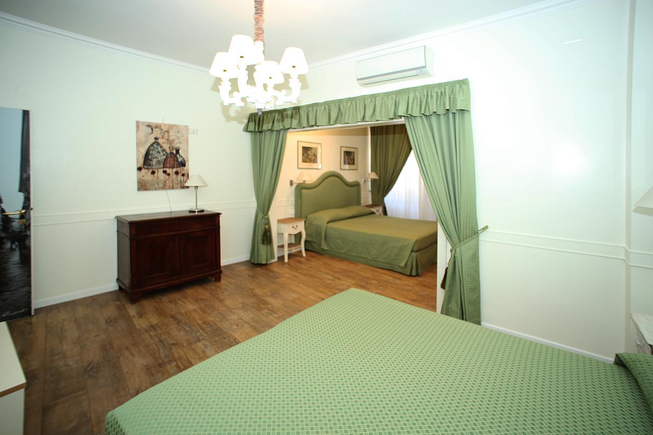 Residenza Ponte Sant'Angelo Hotel Rome Exterior photo