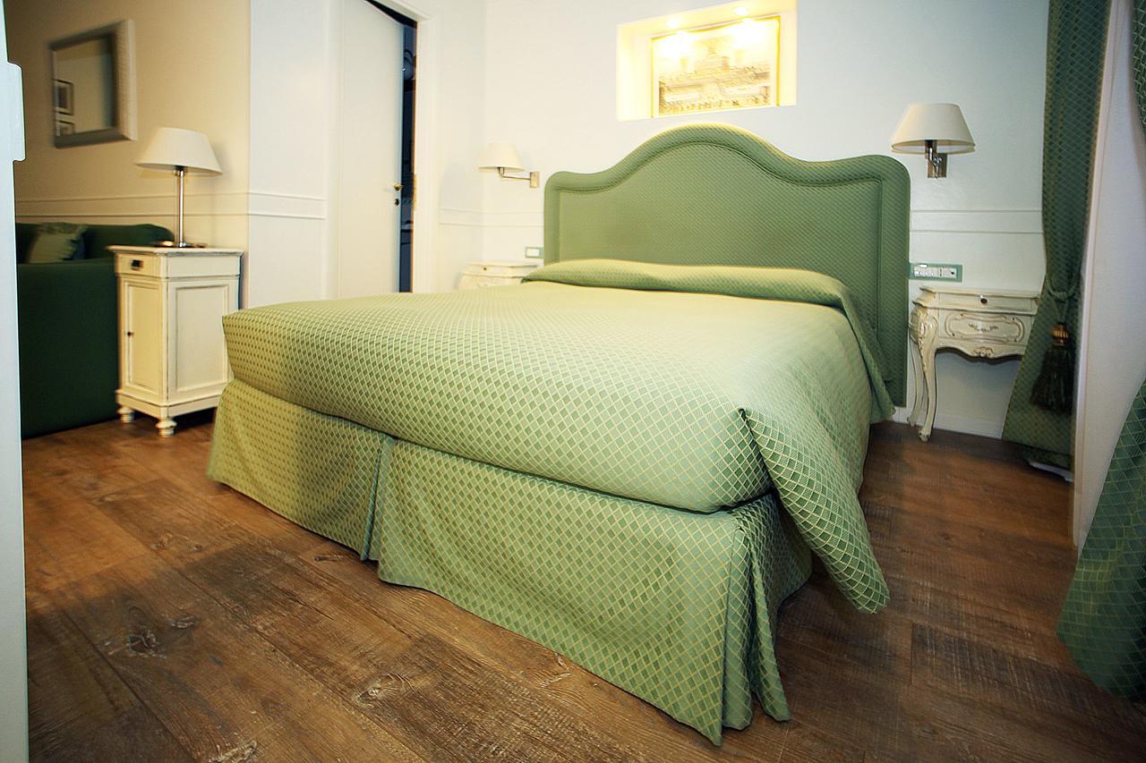 Residenza Ponte Sant'Angelo Hotel Rome Exterior photo