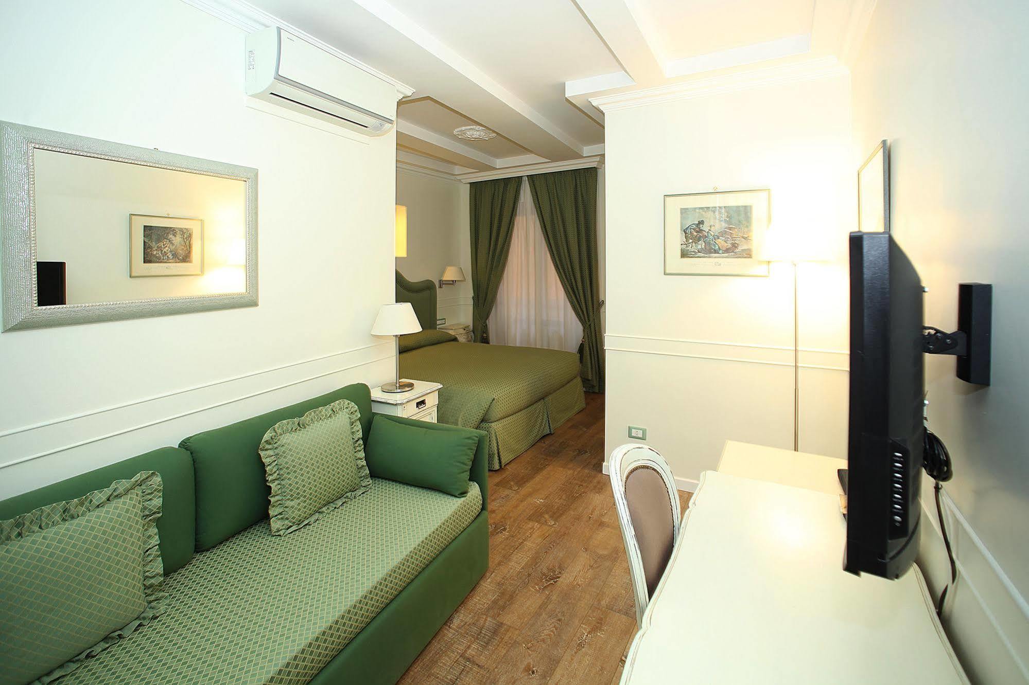 Residenza Ponte Sant'Angelo Hotel Rome Exterior photo
