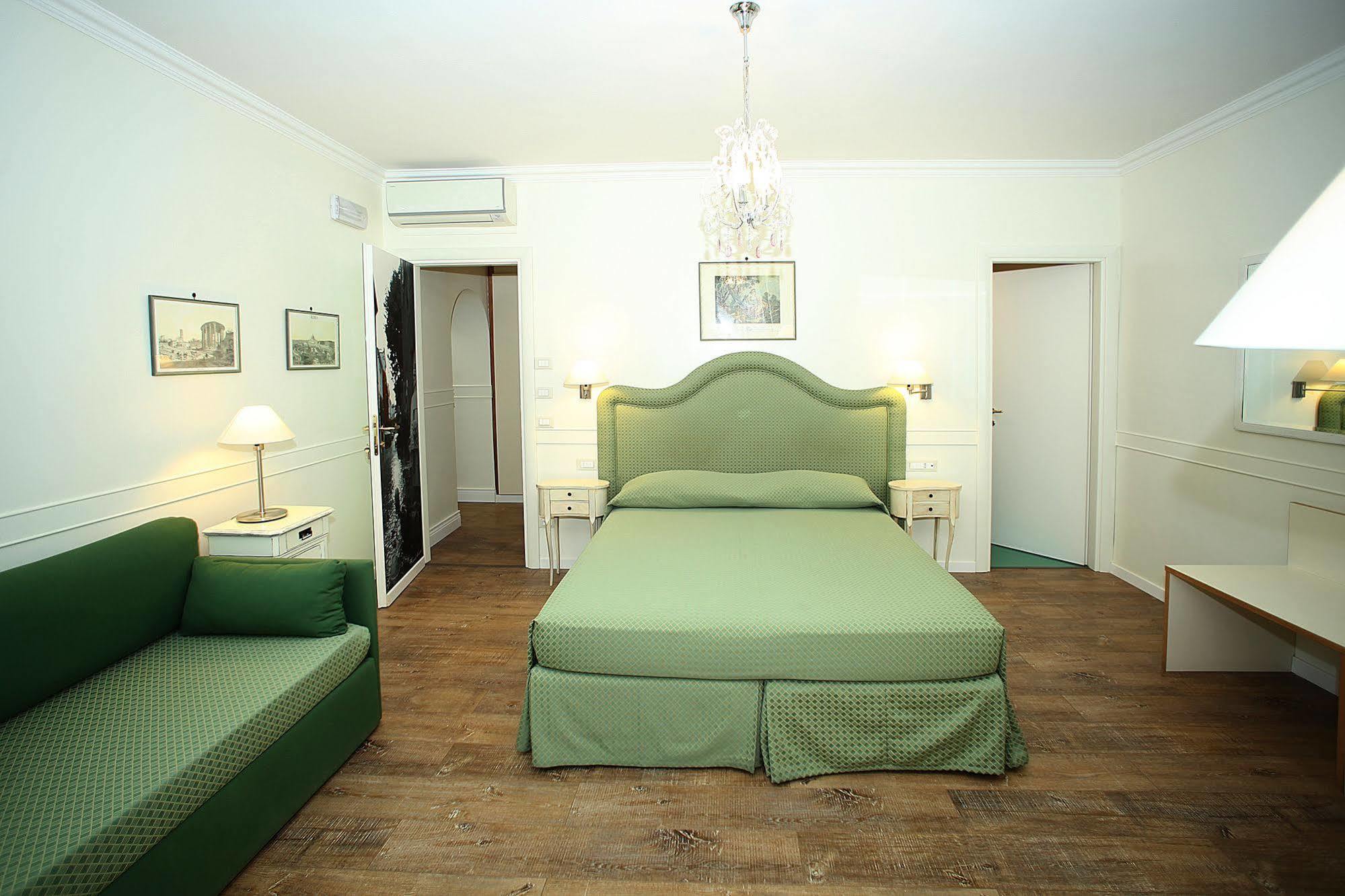 Residenza Ponte Sant'Angelo Hotel Rome Exterior photo