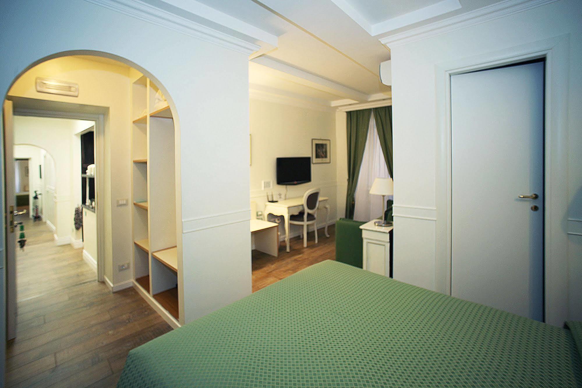 Residenza Ponte Sant'Angelo Hotel Rome Exterior photo